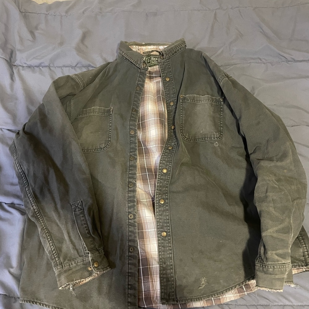 LL Bean Men's Medium Cotton Canvas Button Down Shirt Jacket Flannel Plaid Lined